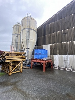豊橋市　波形　スレート　倉庫　カバー工法